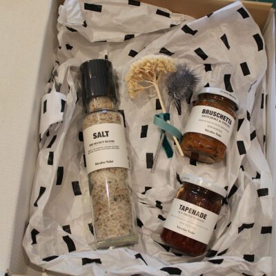 Geschenkbox Zauberladen Hietzing Nicolas Vahé Salz Olive Bruschetta